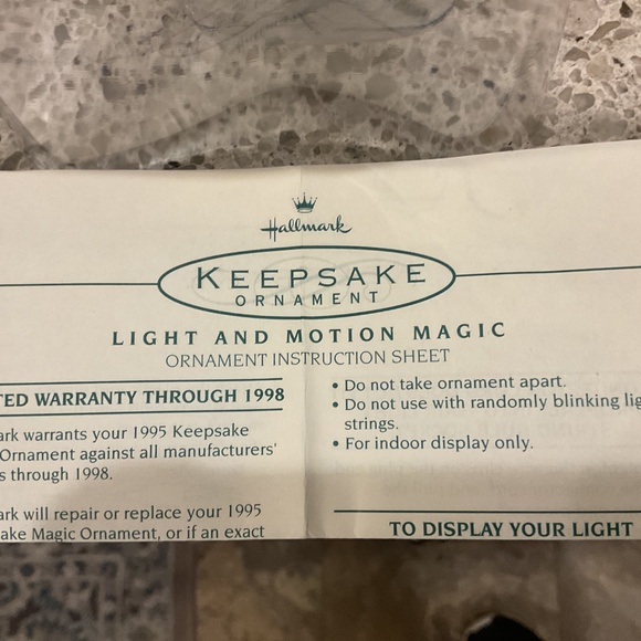 “Mr. Spock” 1996 Hallmark Keepsake Christmas Ornament - Picture 3 of 5